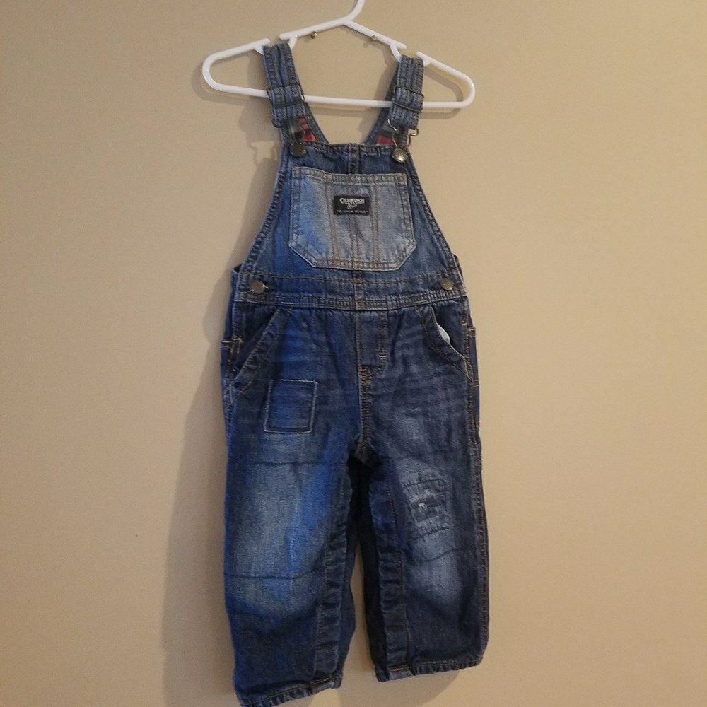 💥💥8 items!💥💥Overall and onsie bundle